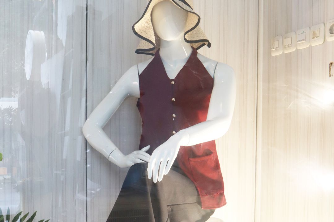 Sitting Mannequin SP-7